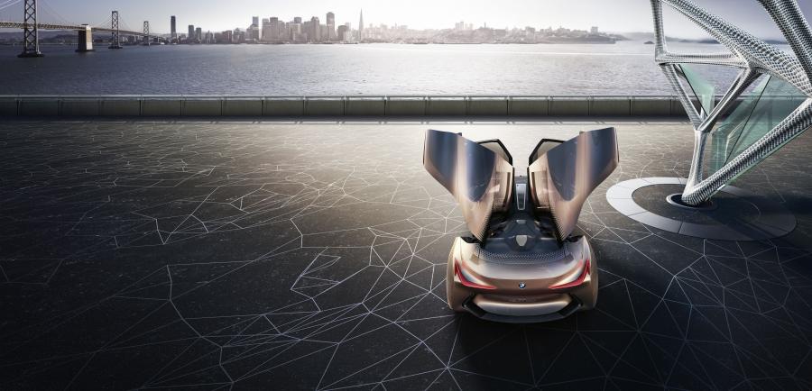  BMW Vision Next 100 2016 года  (фото 11 из 157)